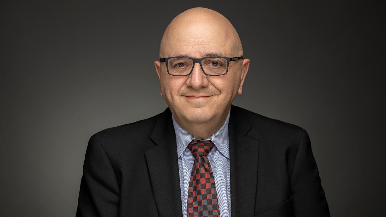 Dr. Malhas headshot