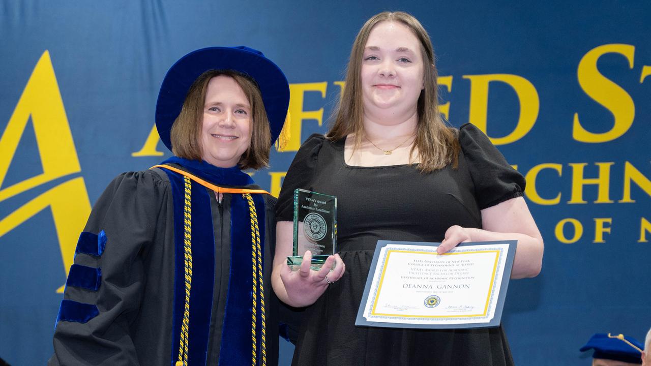 VPAA Award winner Deanna Gannon